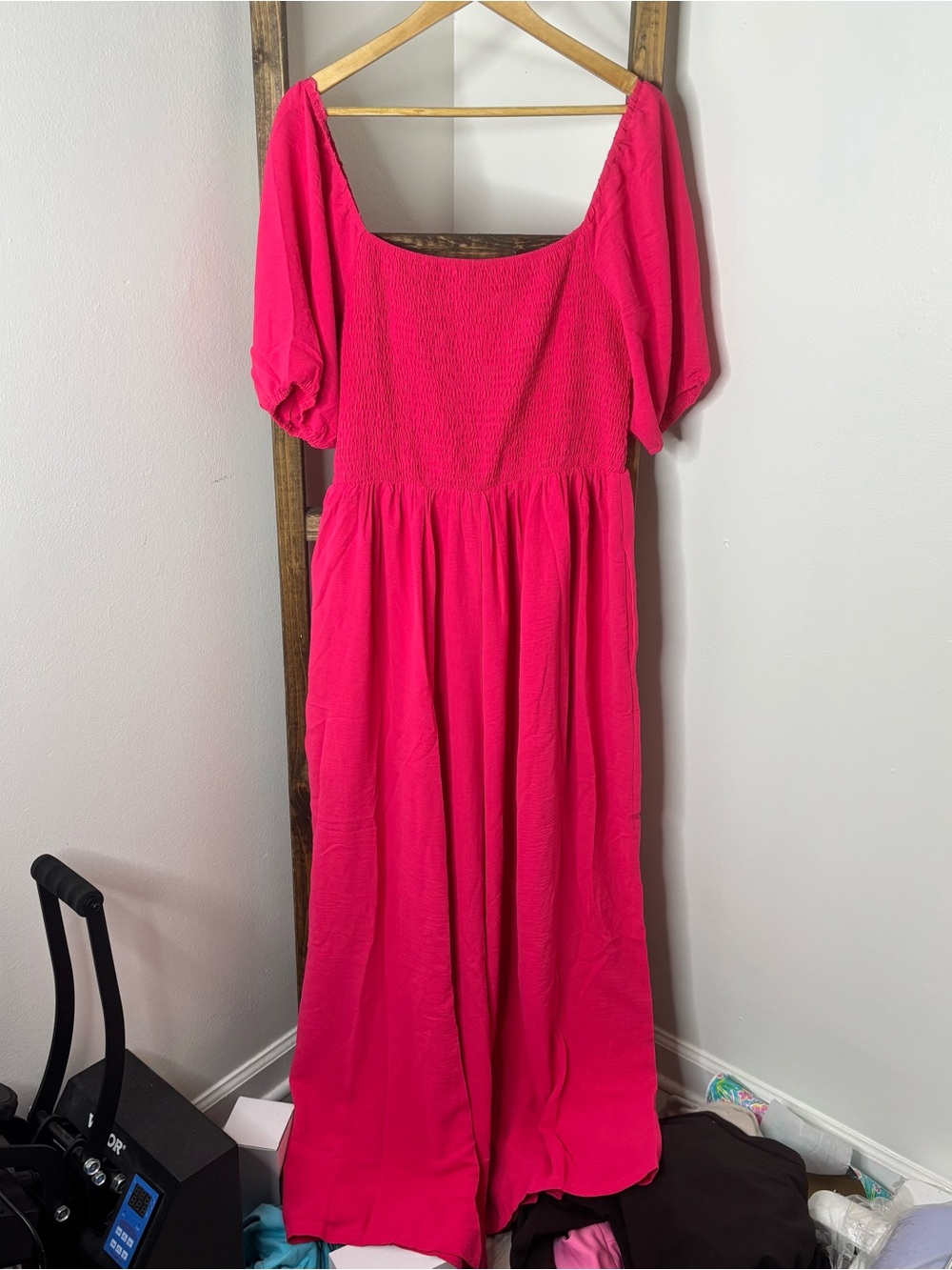 Acelitt Women’s Hot Pink Smocked Jumpsuit Size XL